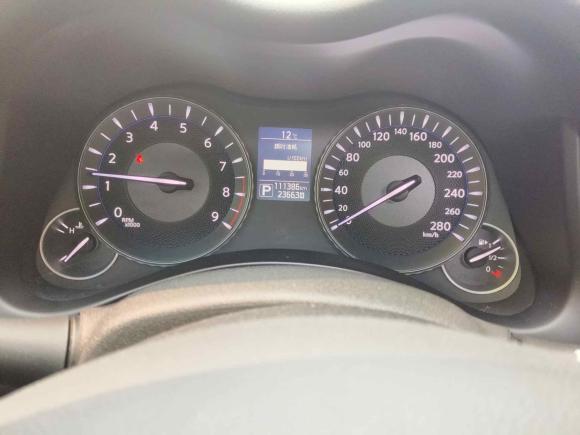 [苏州·苏E] 二手英菲尼迪英菲尼迪Q702015款 Q70L 2.5L 精英版