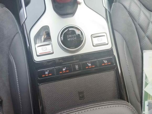 [上海·沪F] 二手红旗红旗HS52019款 2.0T 智联旗领版