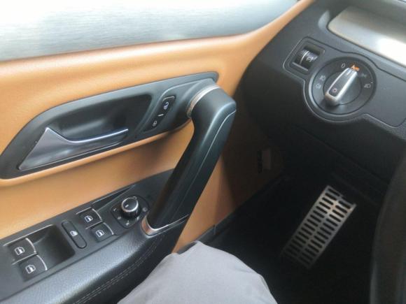 [上海·沪C] 二手大众一汽-大众CC2012款 1.8TSI 尊贵型