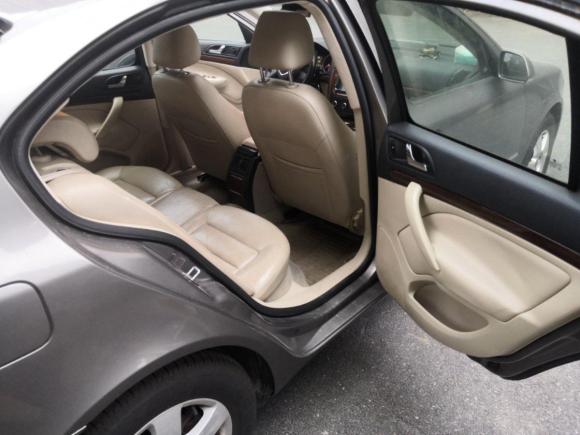 [上海·沪C] 二手斯柯达明锐2010款 1.6L 手动逸俊版