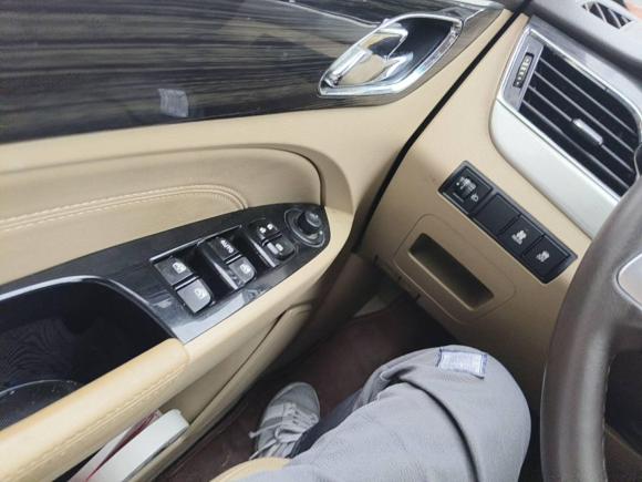 [上海·苏F] 二手宝骏宝骏7302016款 1.5T 手动豪华型 7座