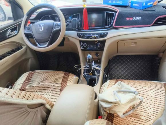 [深圳·粤C] 二手宝骏宝骏7302016款 1.5T 手动豪华型 7座