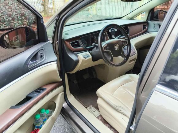 [南昌·赣A] 二手别克别克GL82017款 25S 豪华型 国V