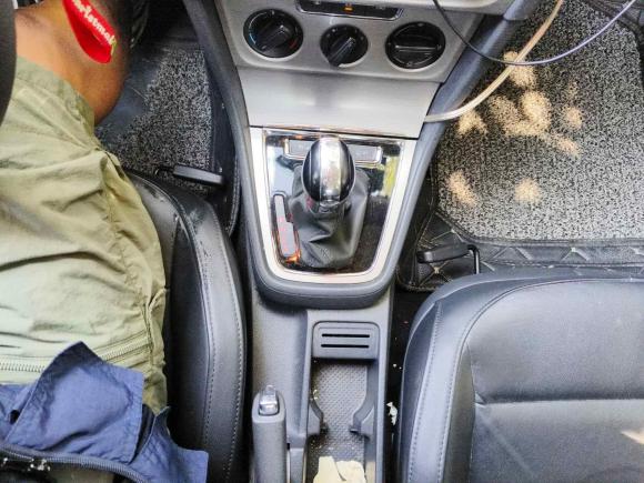 [上海·鲁B] 二手大众朗逸2013款 改款经典 1.6L 自动舒适版