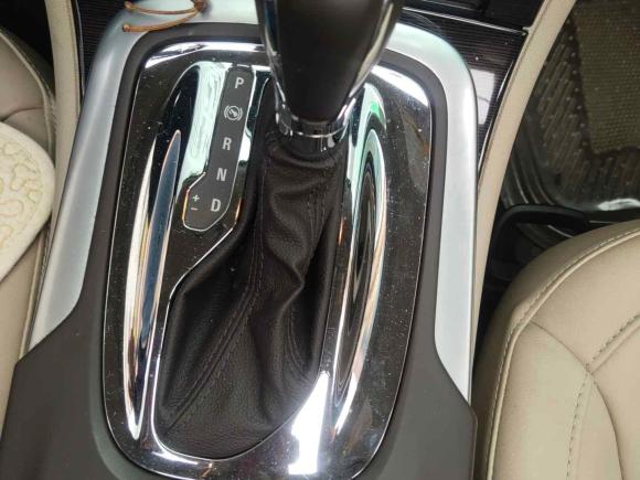 [深圳·粤B] 二手别克君威2014款 2.0L 精英时尚型