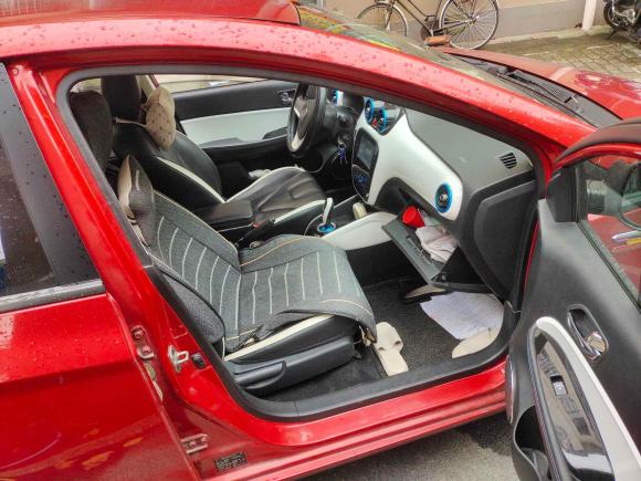 [上海·沪G] 二手江汽集团江淮iEV2015款 iEV5