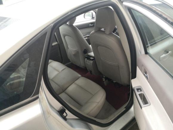 [上海·浙C] 二手沃尔沃沃尔沃S402011款 2.0L 自动智尚版