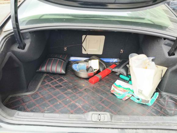 [常州·苏D] 二手雪铁龙雪铁龙C52013款 2.0L 手动舒适型