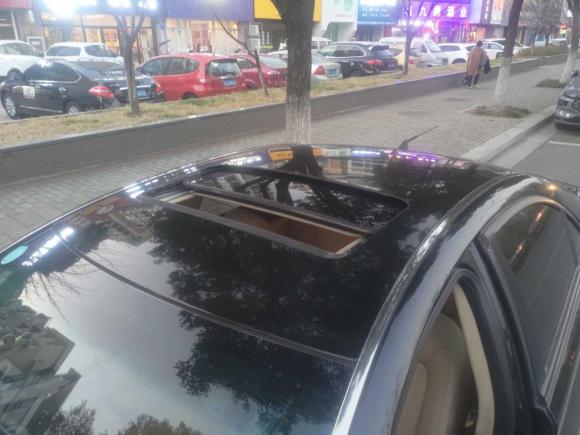 [南京·苏L] 二手荣威荣威5502012款 550S 1.8L 自动启臻版