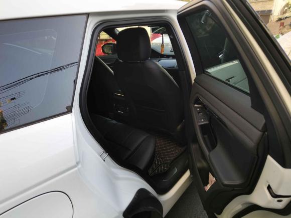 [上海·沪F] 二手路虎揽胜极光2020款 249PS R-DYNAMIC SE 运动科技版