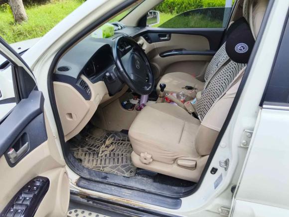 [南通·苏F] 二手起亚狮跑2013款 2.0L 手动两驱版GL