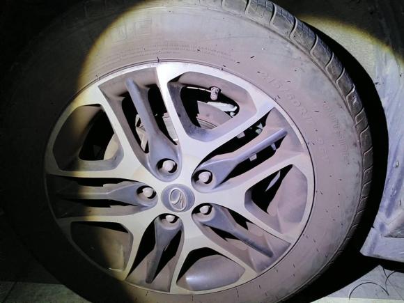 [上海·苏E] 二手东南东南DX32016款 1.5L 手动尊贵型