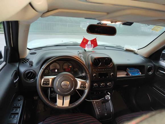 [合肥·鲁A] 二手Jeep自由客2014款 2.4L 运动版