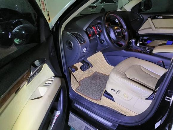 [深圳·粤B] 二手奥迪奥迪Q72011款 3.0 TFSI 进取型(200kW)