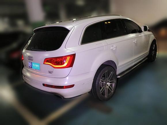 [深圳·粤B] 二手奥迪奥迪Q72011款 3.0 TFSI 进取型(200kW)