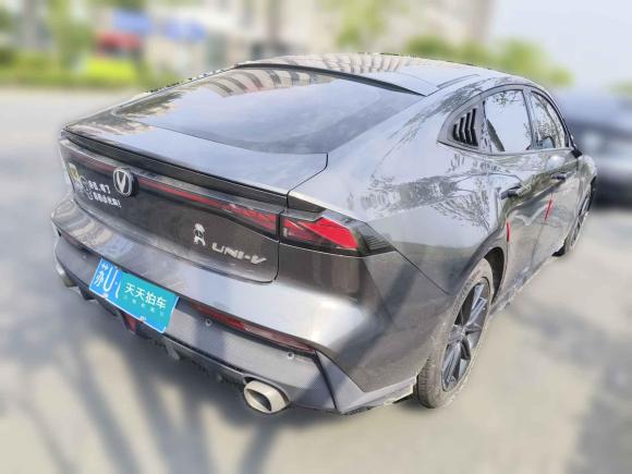 [苏州·苏U] 二手长安长安UNI-V2023款 1.5T 尊贵型