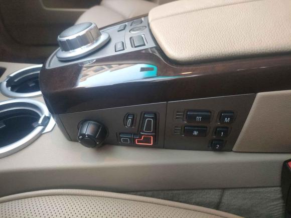 [北京·京K] 二手宝马宝马7系2005款 740Li