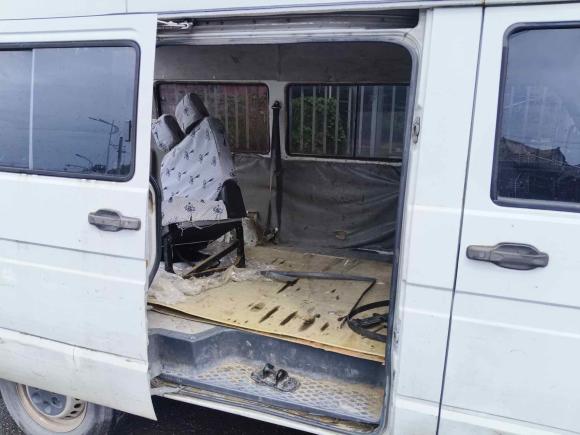 [上海·沪C] 二手依维柯依维柯得意2017款 2.5T A35客车5-7座47Z5