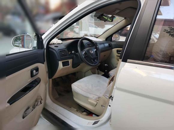 [西安·陕A] 二手东风风光风光3702016款 1.5L 手动标准型SFG15-05 7座