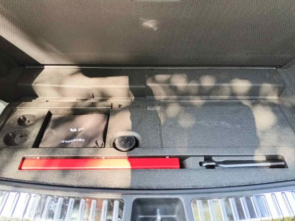 [上海·苏E] 二手理想汽车理想L72023款 Air