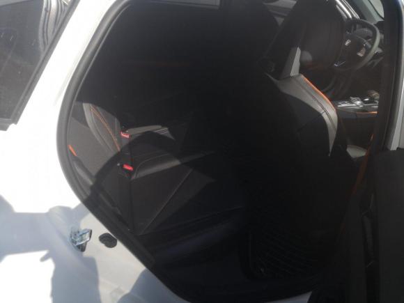 [南昌·赣A] 二手长安长安UNI-V2022款 1.5T 智慧领航型