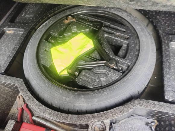 [上海·沪D] 二手荣威荣威i62020款 PLUS 1.6L CVT 4G互联荣耀旗舰版