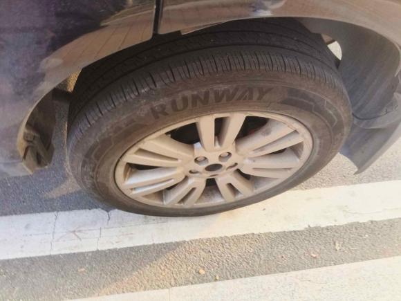 [青岛·鲁B] 二手路虎神行者22012款 2.2T SD4 SE柴油版