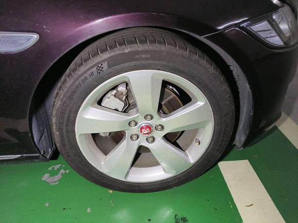 [深圳·渝A] 二手捷豹捷豹XFL2018款 XFL 2.0T 200PS 精英版