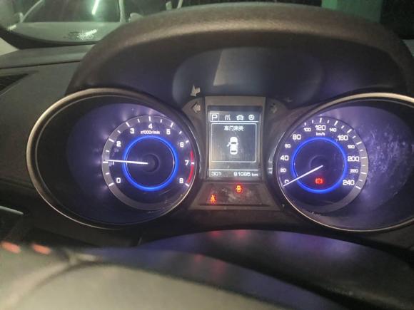 [南昌·赣A] 二手长安逸动XT2016款 1.6L 自动俊酷型