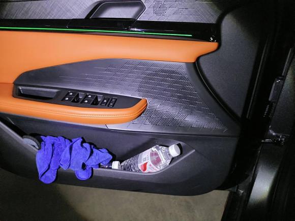 [南京·苏A] 二手长安长安UNI-V2023款 1.5T 运动版