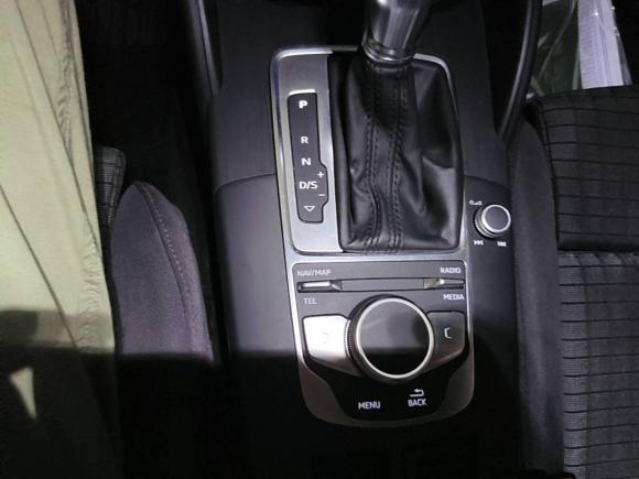 [上海·沪F] 二手奥迪奥迪A32019款 Sportback 40 TFSI 运动型 国V