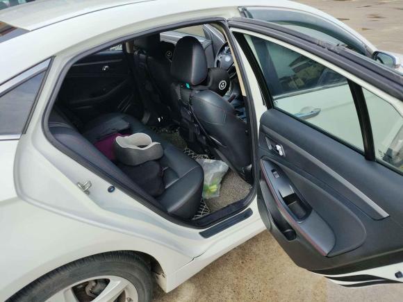 [南通·苏F] 二手奔腾奔腾B702016款 2.0L 自动豪华型