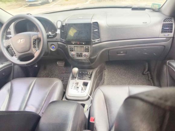 [上海·浙C] 二手现代胜达经典2010款 2.4 豪华版 七座四驱