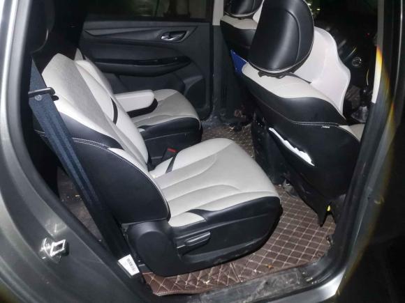 [深圳·湘H] 二手宝骏宝骏7302019款 1.5T 手动风尚型 7座 国VI