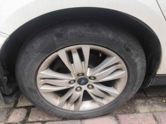 [合肥·苏L] 二手福特福克斯2012款 三厢 1.6L 自动舒适型