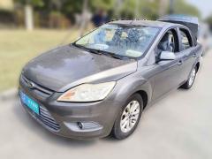 [佛山·粤E] 福特福克斯2013款 三厢经典 1.8L 自动基本型