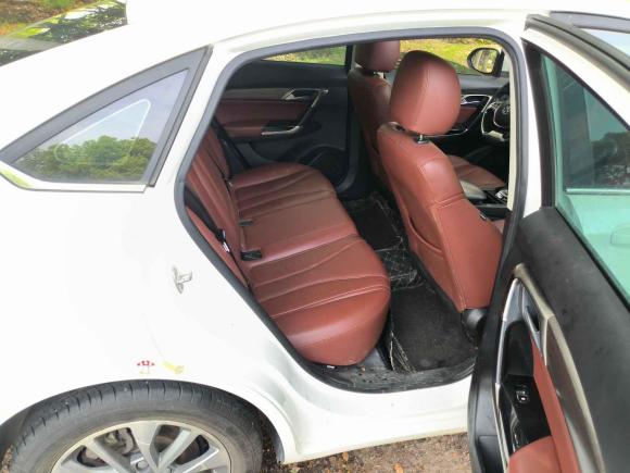 [苏州·苏U] 二手北京汽车绅宝D502018款 1.5L CVT尊贵智驾版