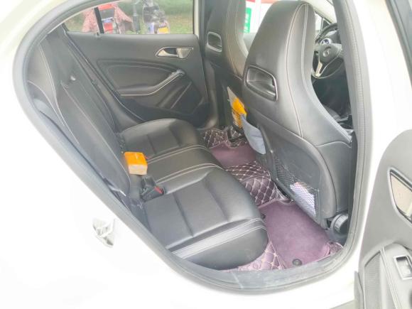 [杭州·浙A] 二手奔驰奔驰GLA2015款 GLA 220 4MATIC 时尚型