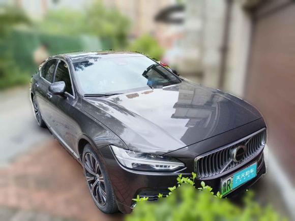 [济南·鲁R] 二手沃尔沃沃尔沃S90新能源2022款 T8 E驱混动 智逸豪华版