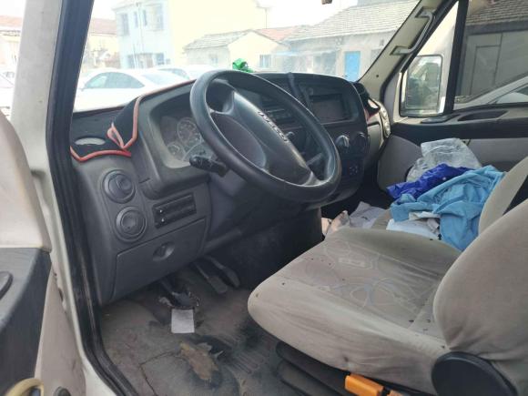 [宁波·浙B] 二手依维柯依维柯褒迪2012款 2.5T-A32 基本型