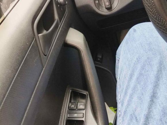 [杭州·浙A] 二手大众捷达2015款 质惠版 1.6L 手动时尚型