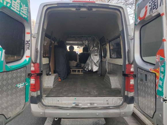 [宁波·浙B] 二手福田图雅诺2021款 2.0T手动通途长轴中顶5/6/7座4F20TC3