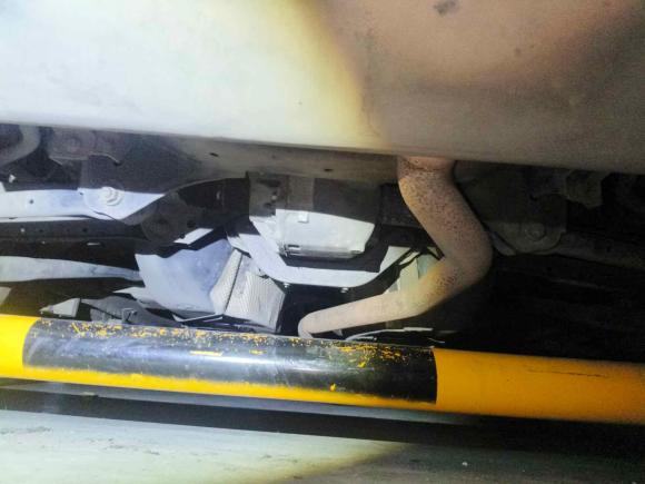 [广州·粤A] 二手路虎神行者22013款 2.0T Si4 HSE汽油版