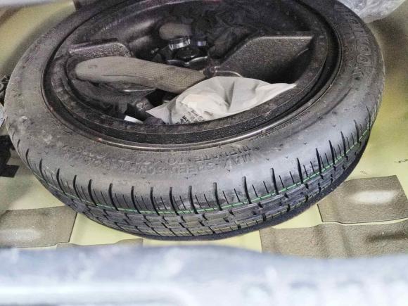 [芜湖·皖B] 二手奥迪奥迪A32018款 30周年年型 Limousine 35 TFSI 风尚型