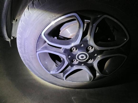 [济南·鲁A] 二手smartsmart forfour2016款 0.9T 66千瓦先锋版