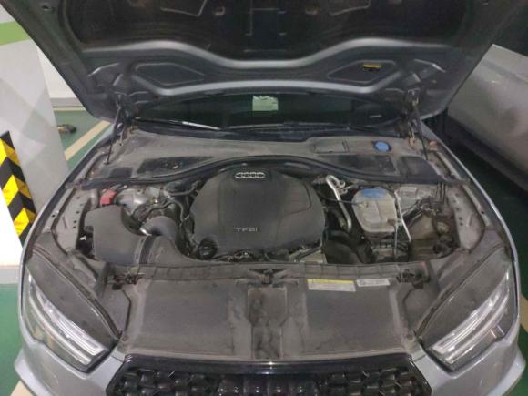 [武汉·鄂A] 二手奥迪奥迪A72017款 40 TFSI 进取型