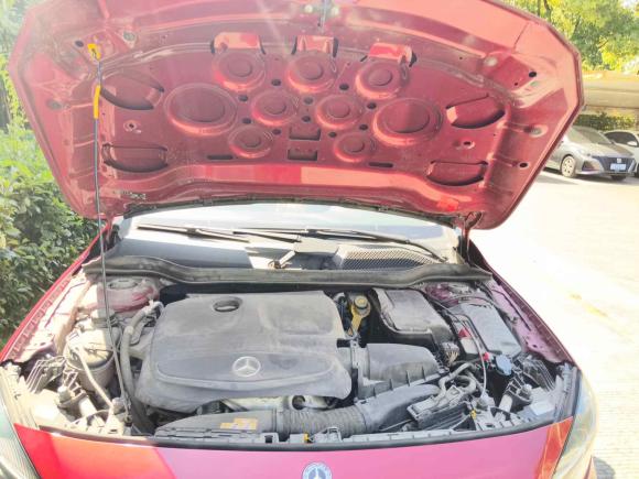 [宁波·浙B] 二手奔驰奔驰GLA2017款 GLA 200 动感型