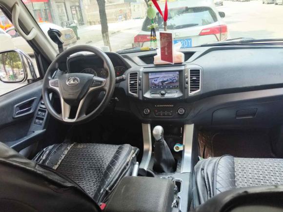 [成都·川G] 二手猎豹汽车猎豹Q62015款 2.4L 手动四驱卓越型