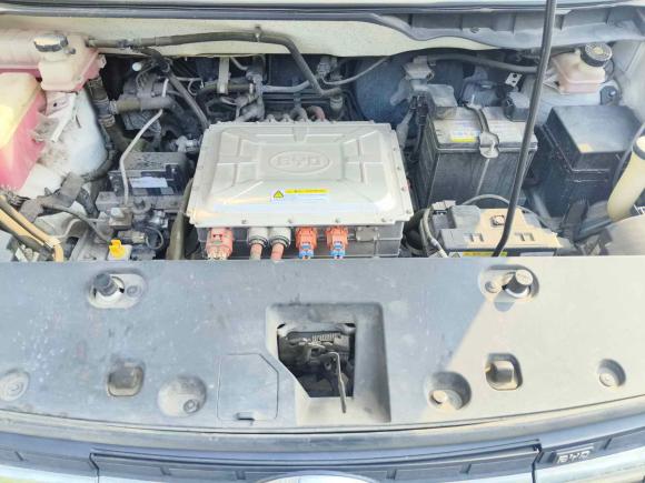 [义乌·浙A] 二手比亚迪元新能源2018款 EV360 智联炫酷型