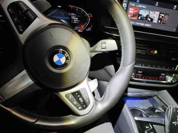 [苏州·苏U] 二手宝马宝马5系2022款 改款 530Li 尊享型 M运动套装